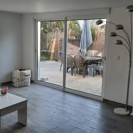 Apparemment Avec Jardin Idealement Situee Apartment Mouguerre
