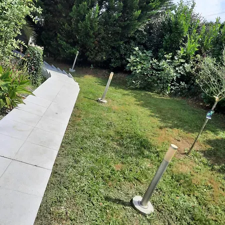 Apparemment Avec Jardin Idealement Situee Mouguerre